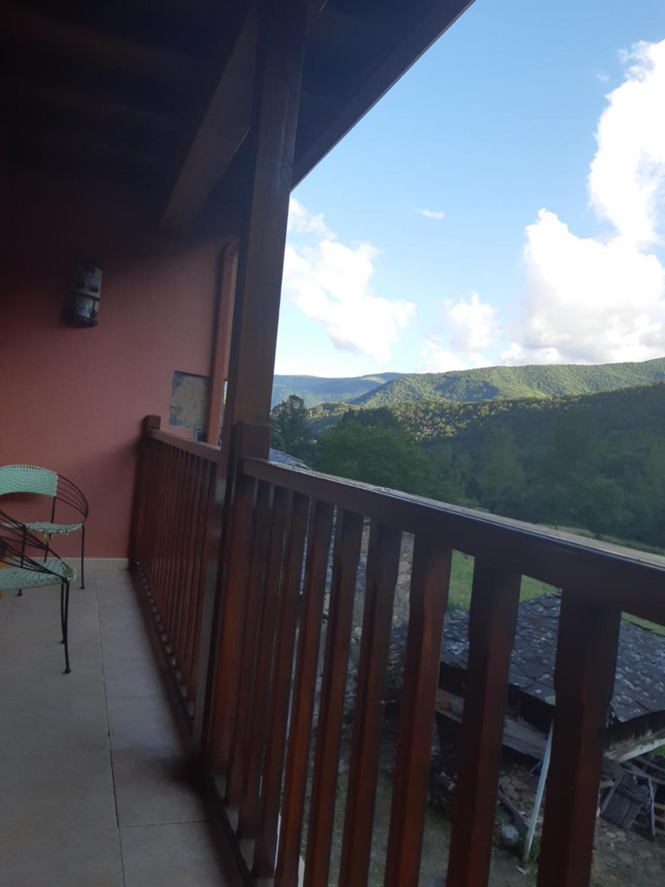 Casa Antonio Y Benina * Sosas de Laciana